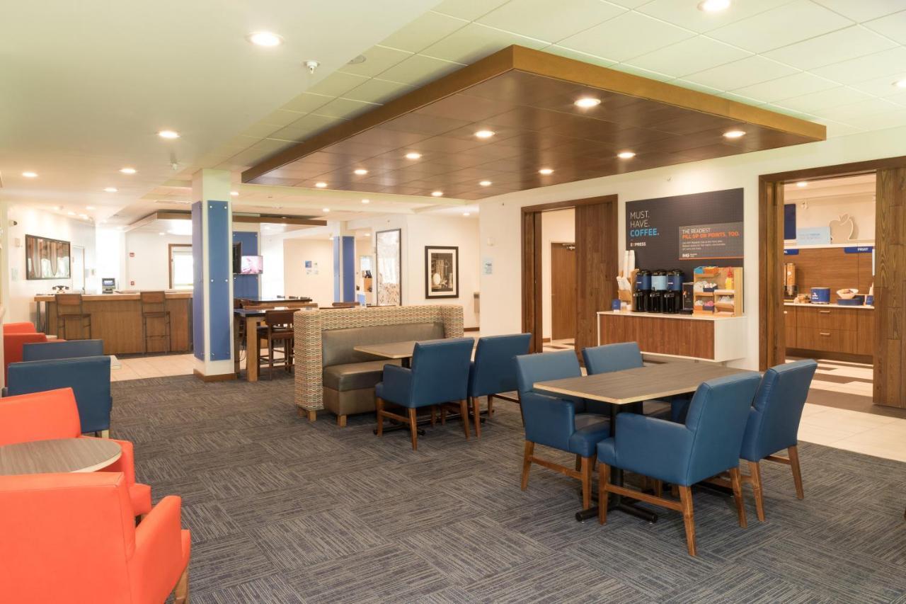 Holiday Inn Express & Suites La Porte By Ihg Экстерьер фото