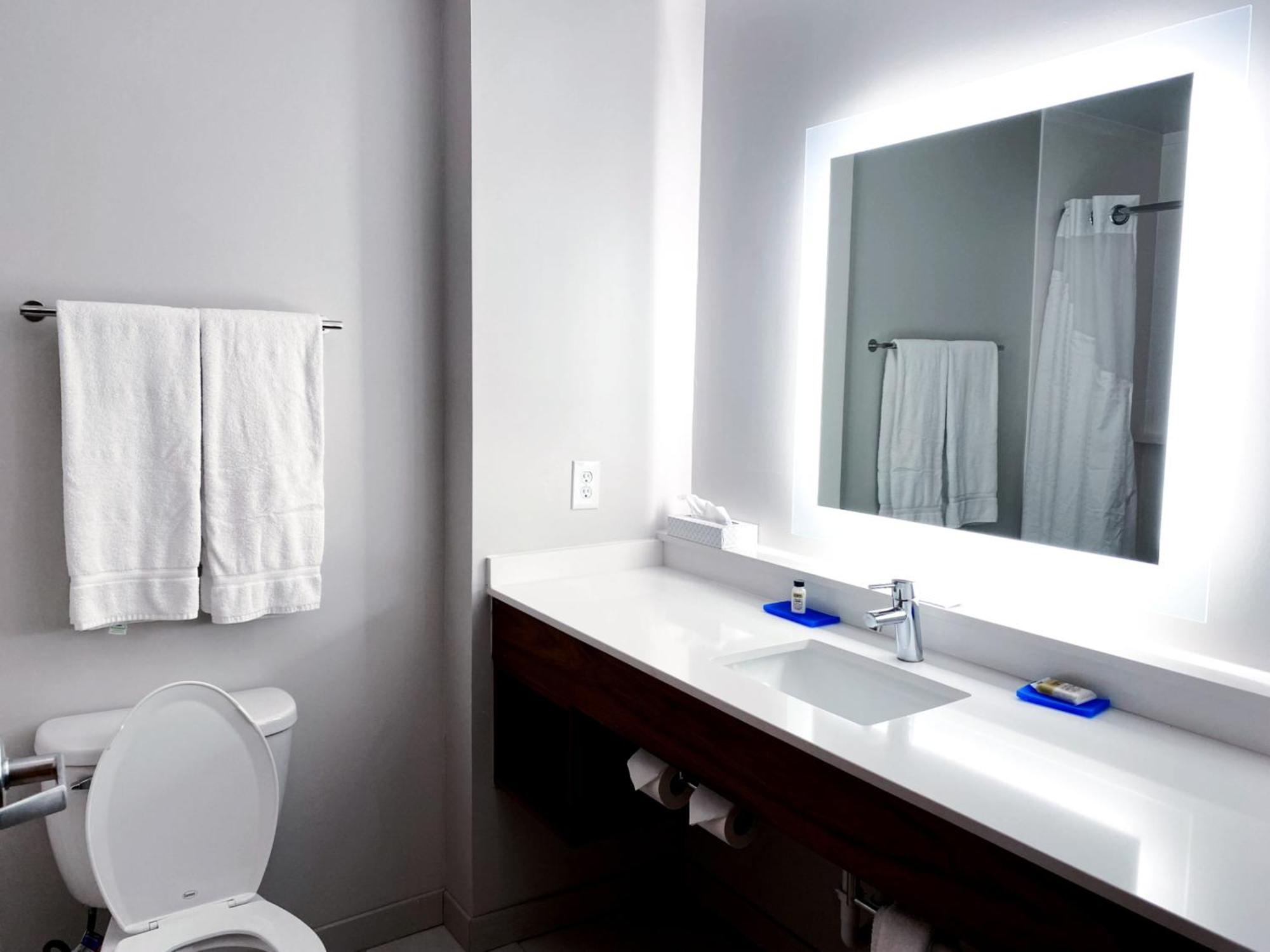 Holiday Inn Express & Suites La Porte By Ihg Экстерьер фото